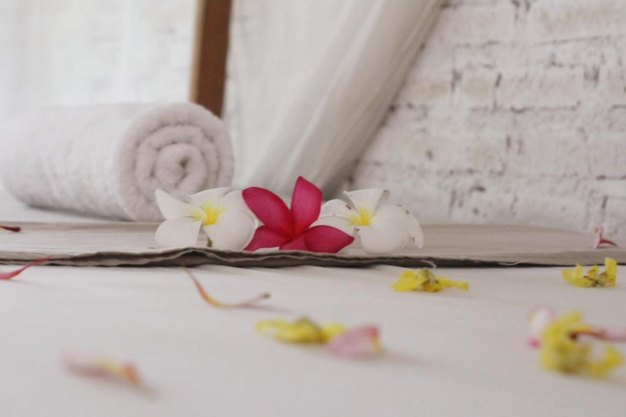 Jungle House - Surf & Stay ปูลูกาน ภายนอก รูปภาพ